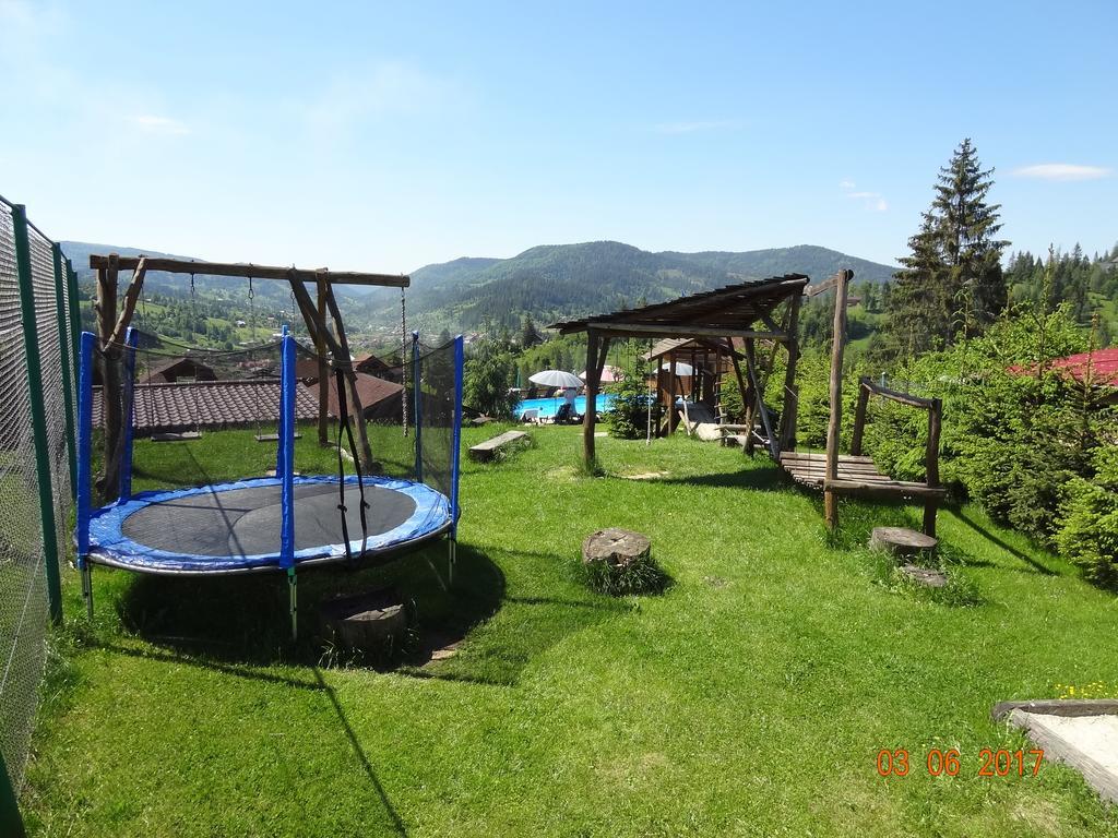 Alpenhof Pansion Hotel Slavske Exterior photo